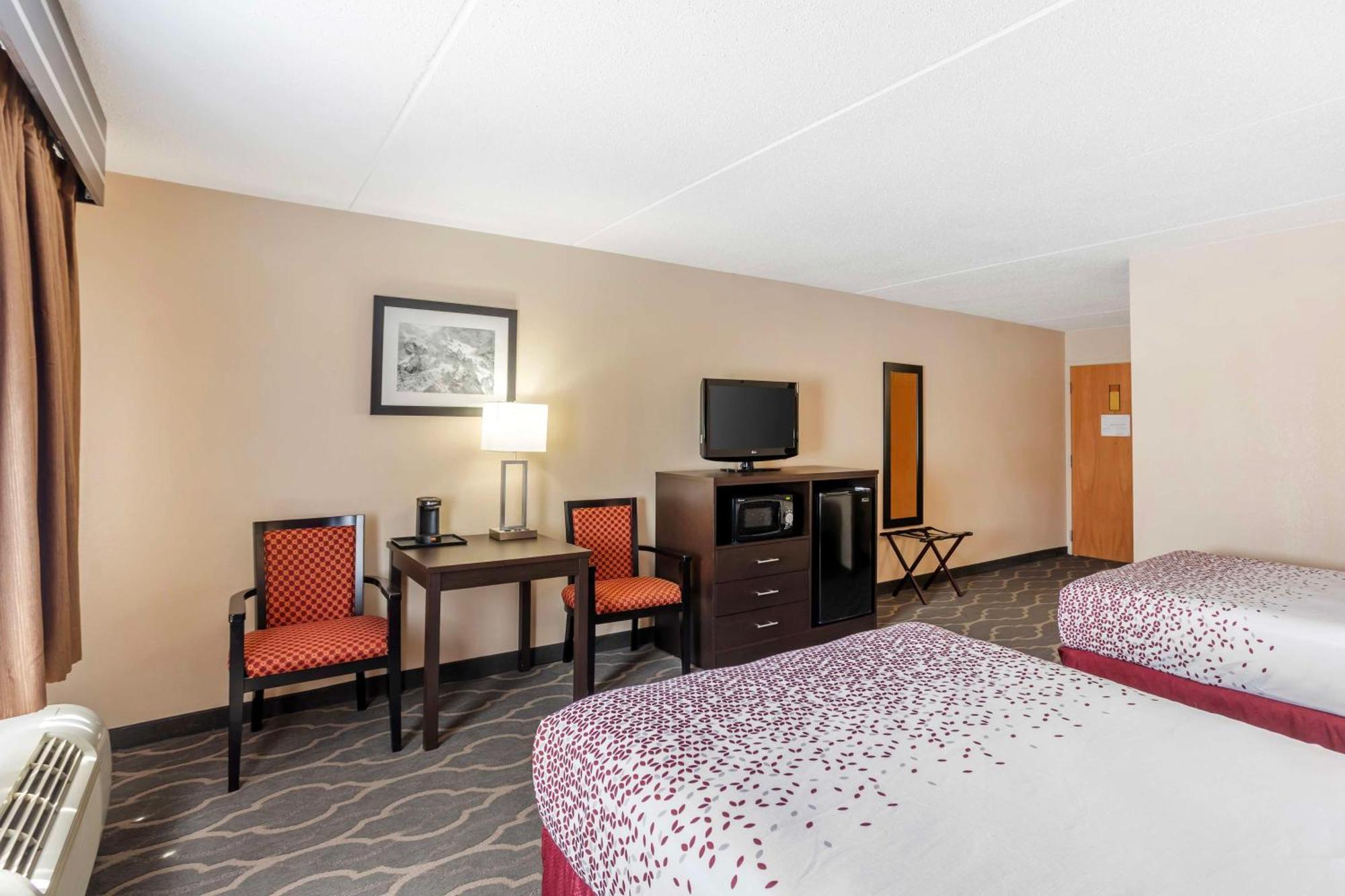 Best Western Inn At Blakeslee-Pocono Ngoại thất bức ảnh