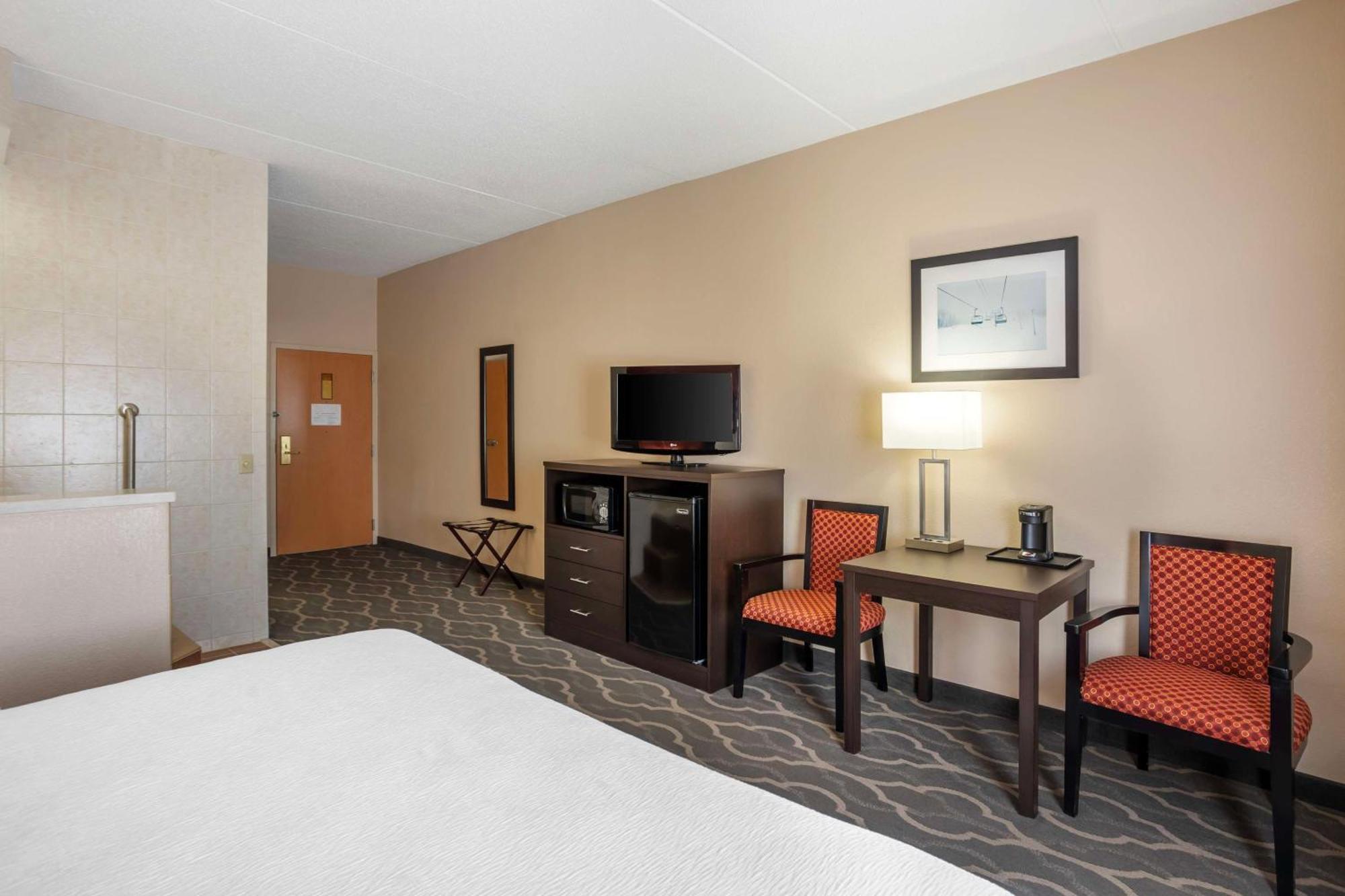 Best Western Inn At Blakeslee-Pocono Ngoại thất bức ảnh