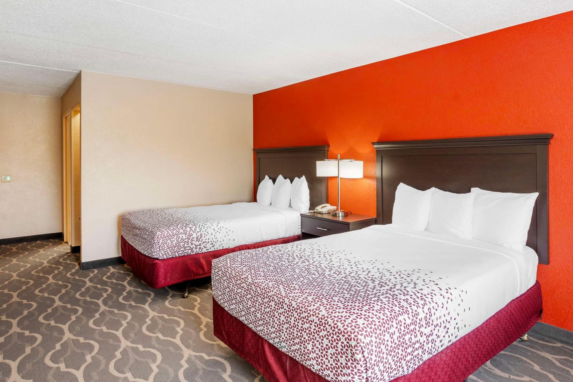 Best Western Inn At Blakeslee-Pocono Ngoại thất bức ảnh