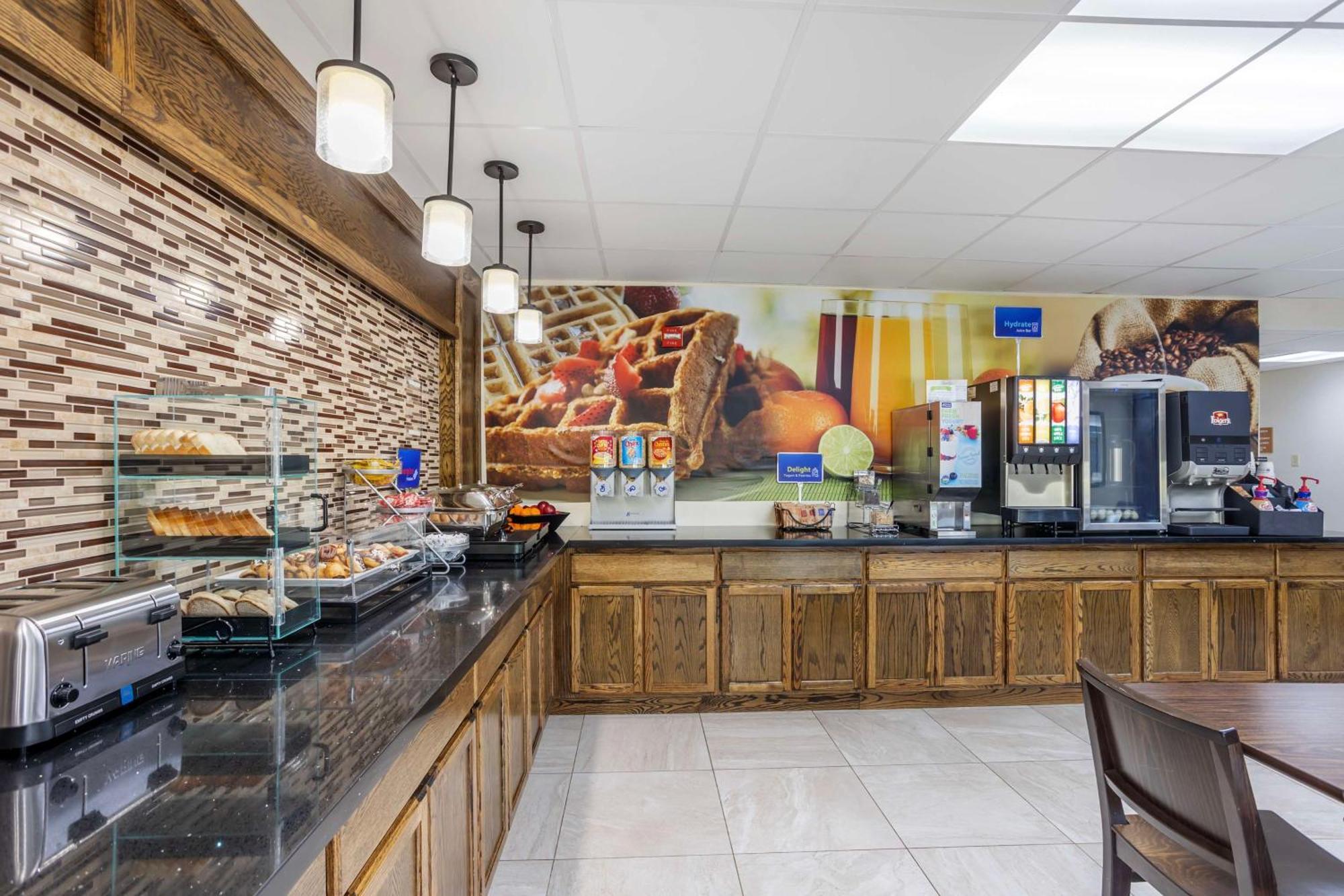 Best Western Inn At Blakeslee-Pocono Ngoại thất bức ảnh