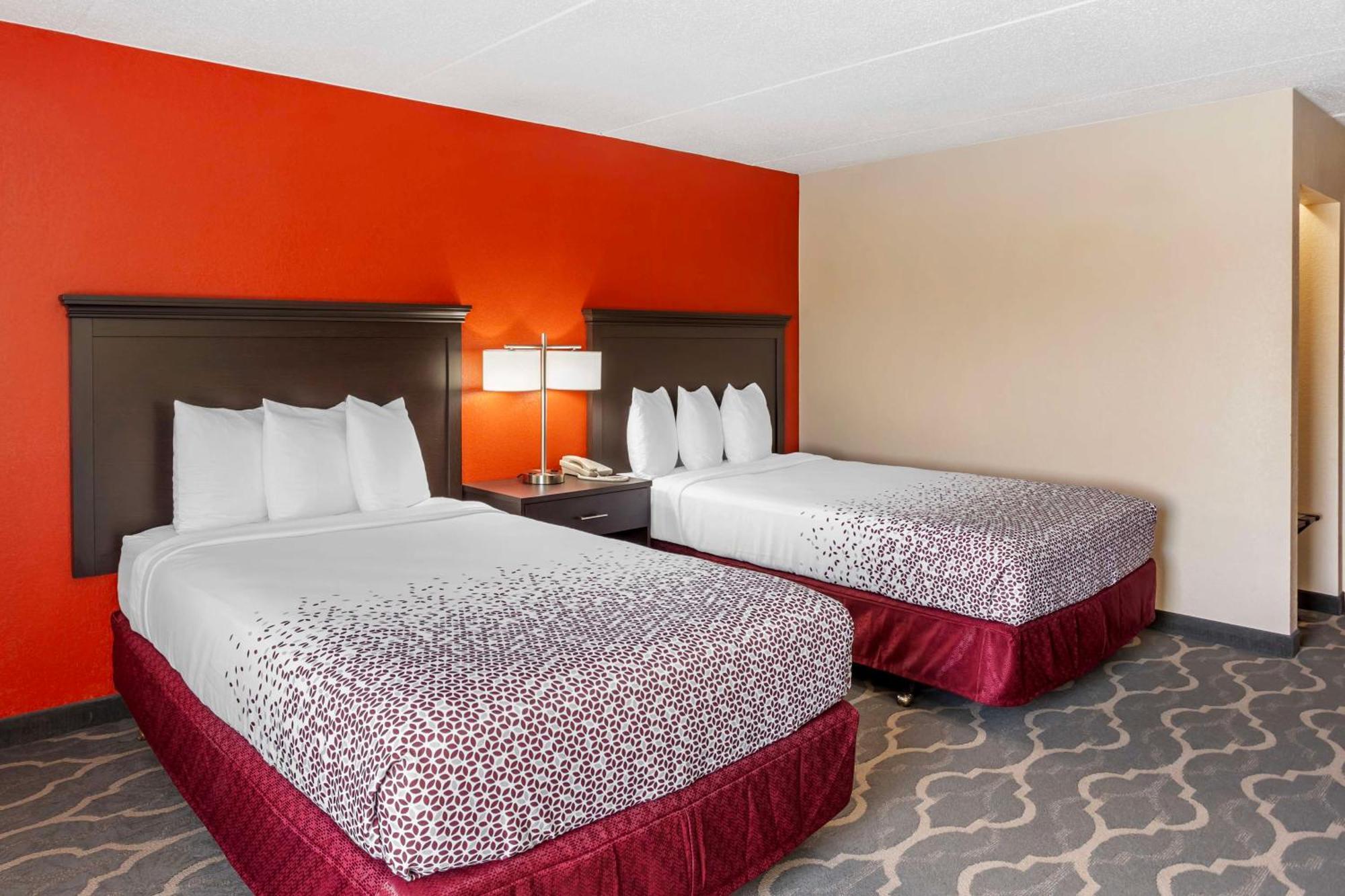 Best Western Inn At Blakeslee-Pocono Ngoại thất bức ảnh