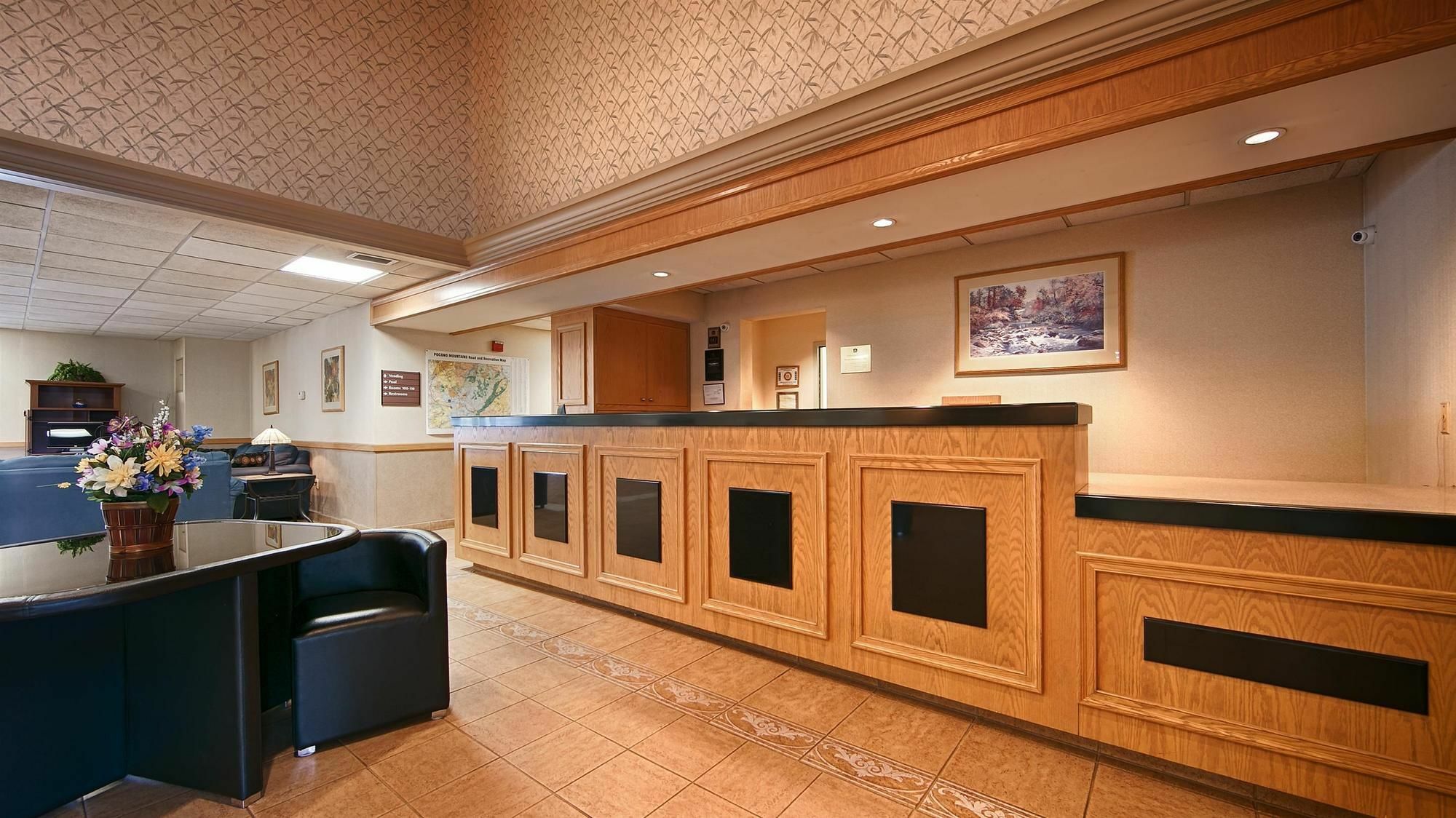 Best Western Inn At Blakeslee-Pocono Ngoại thất bức ảnh